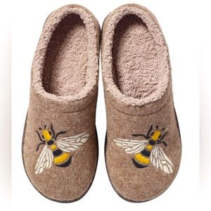 LL Bean Women’s Daybreak Scuff Slippers